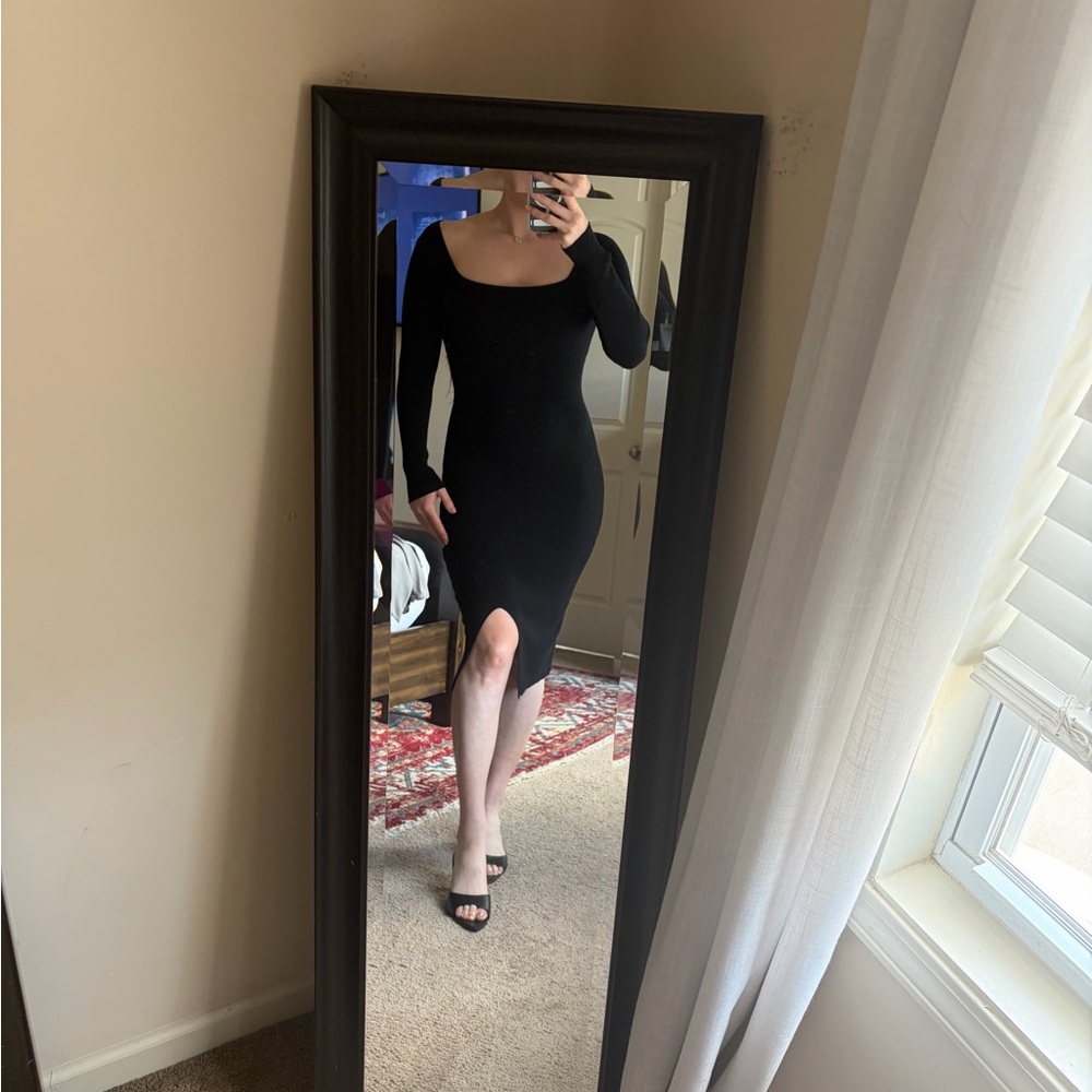 Lea & Viola Black Long Sleeve Square Neck Midi Dress with Side Slit